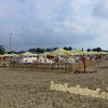 Анапа Центральный пляж зона с шезлонгами и зонтами